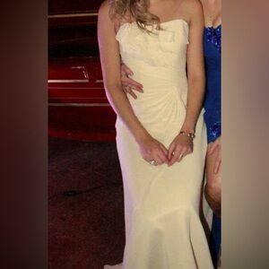 Pale yellow gown. Size 4